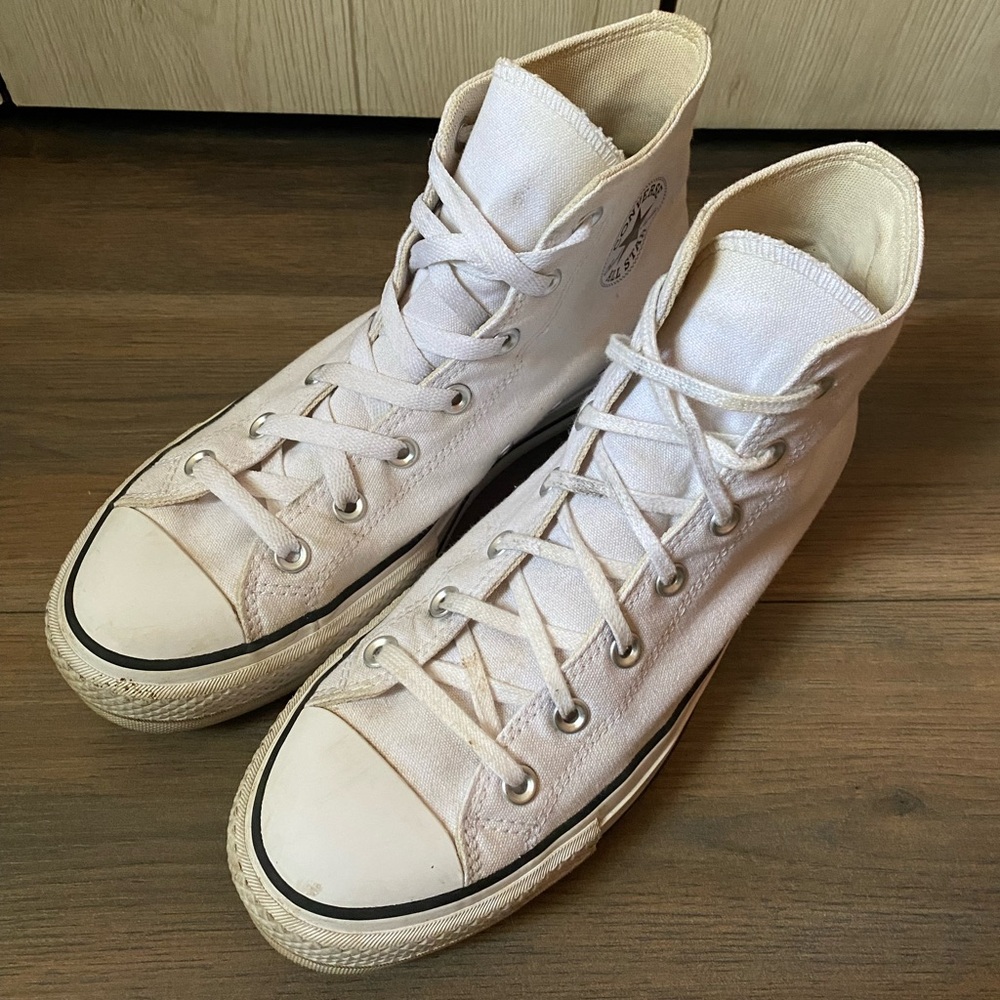 Converse shoes - Picture 7 of 15